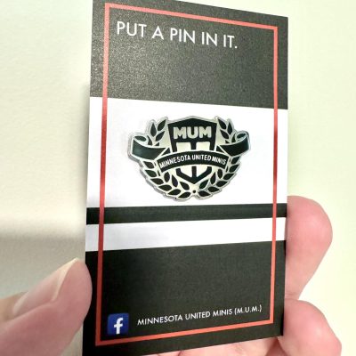 MUM Pin